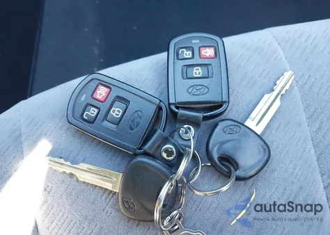 2005 Hyundai Elantra Gls/Gt from USA, damaged, VIN KMHDN46D35U098621